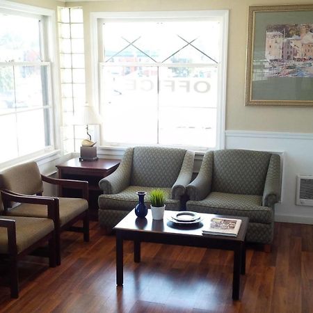Holiday Lodge Port Angeles Bagian luar foto