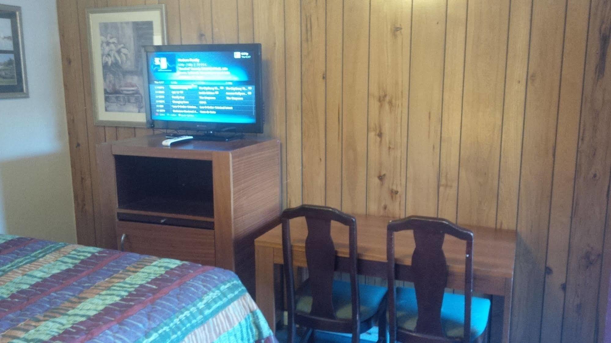 Holiday Lodge Port Angeles Bagian luar foto
